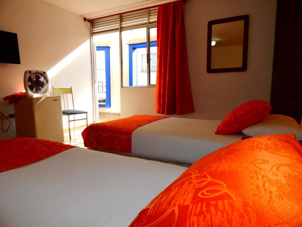 Hotel Castillo Real Armenia  Buitenkant foto