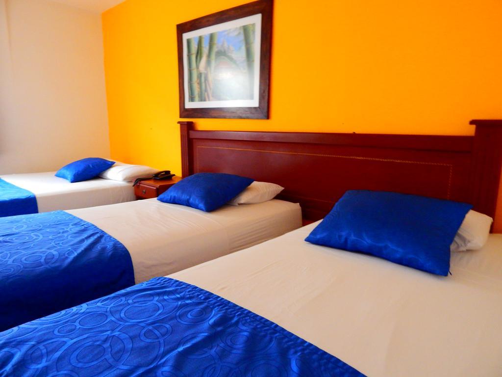 Hotel Castillo Real Armenia  Buitenkant foto
