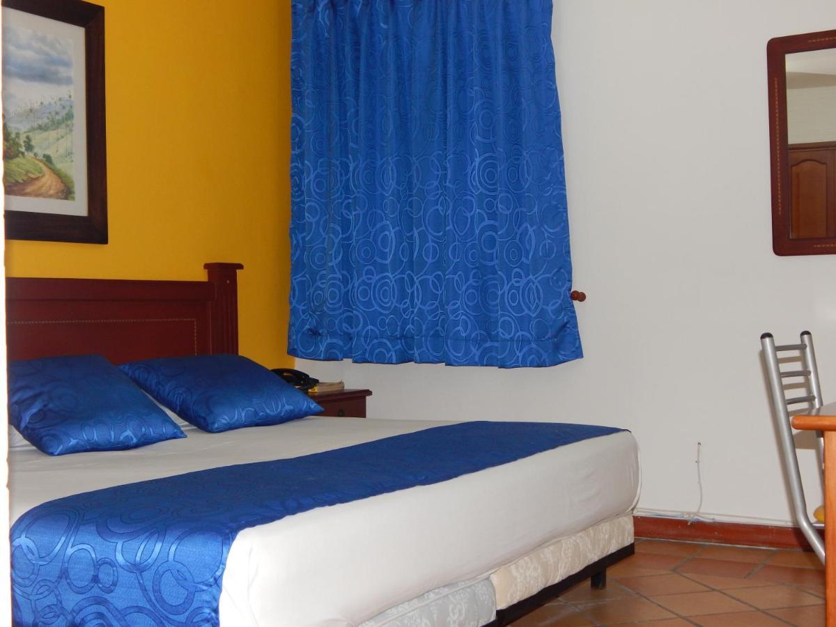 Hotel Castillo Real Armenia  Buitenkant foto